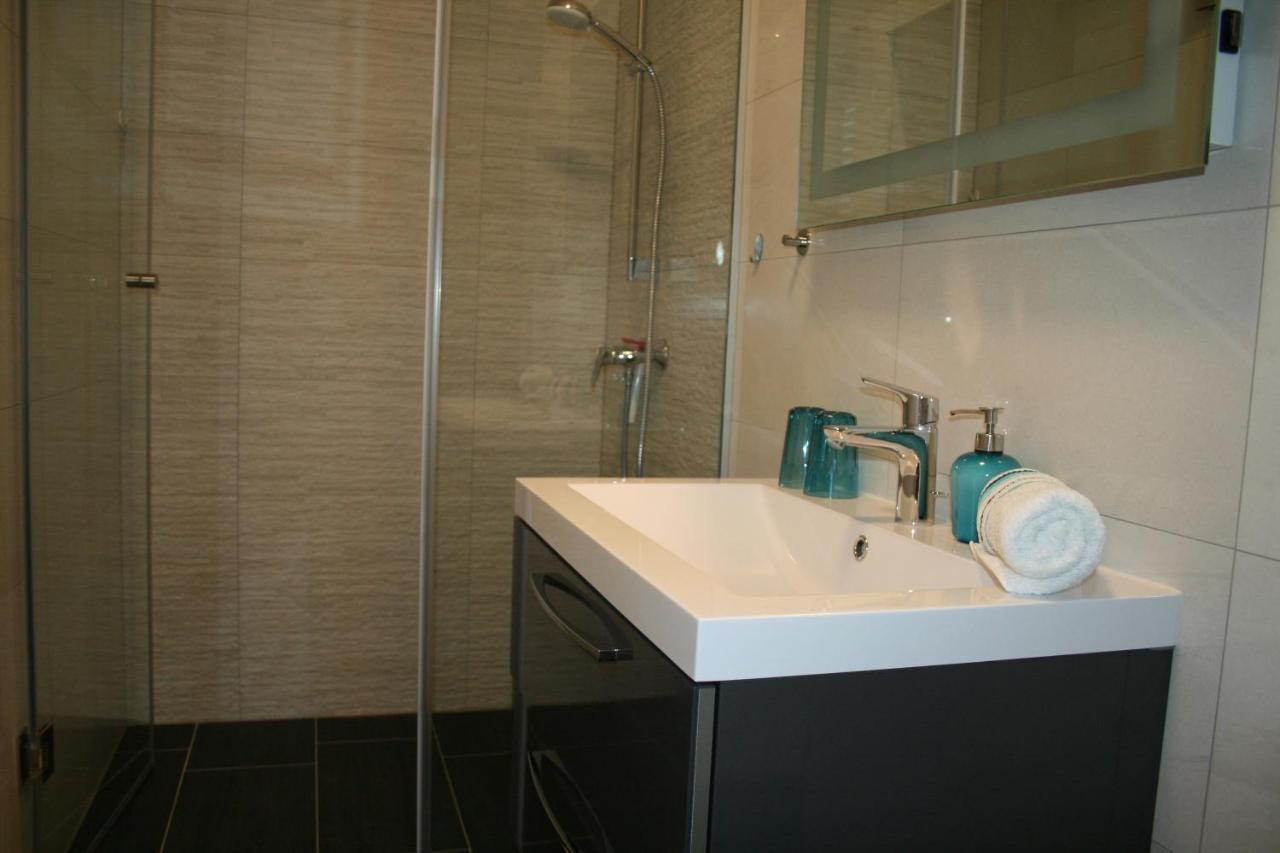 White Anchor Apartman Vodice Kültér fotó