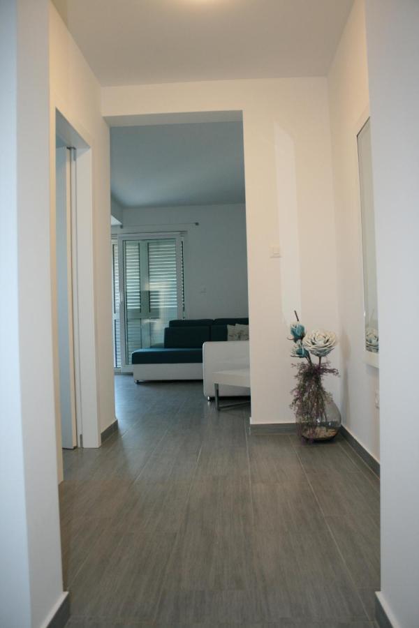 White Anchor Apartman Vodice Kültér fotó