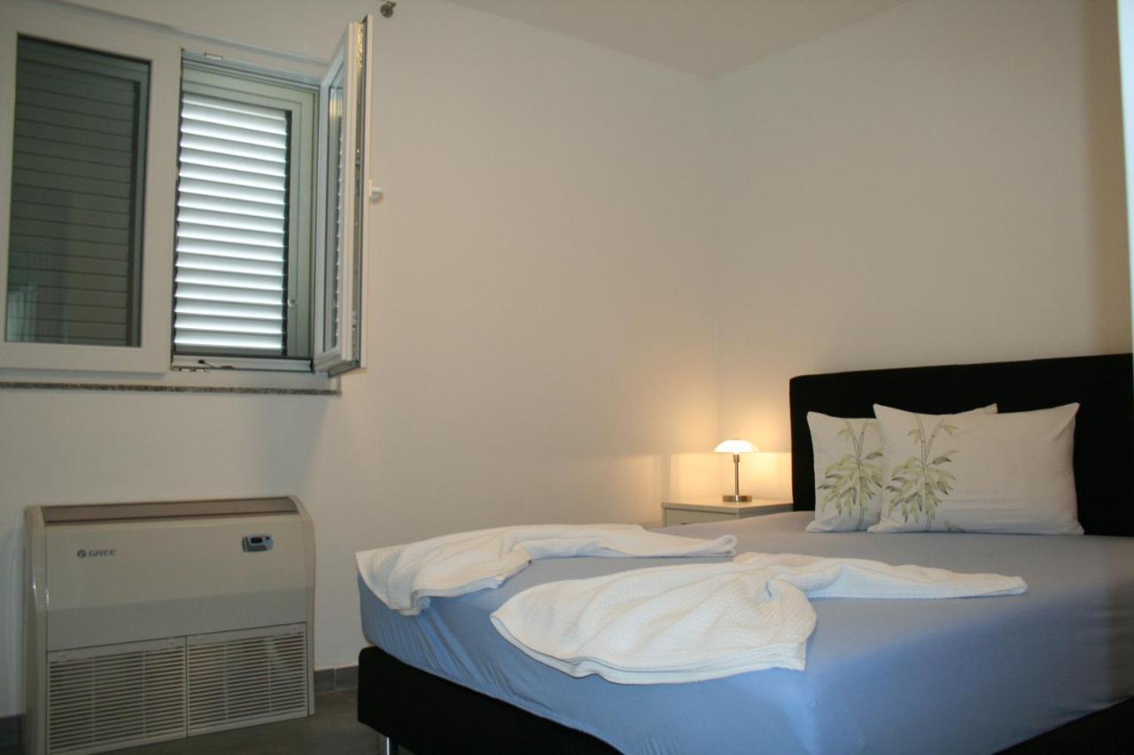 White Anchor Apartman Vodice Kültér fotó