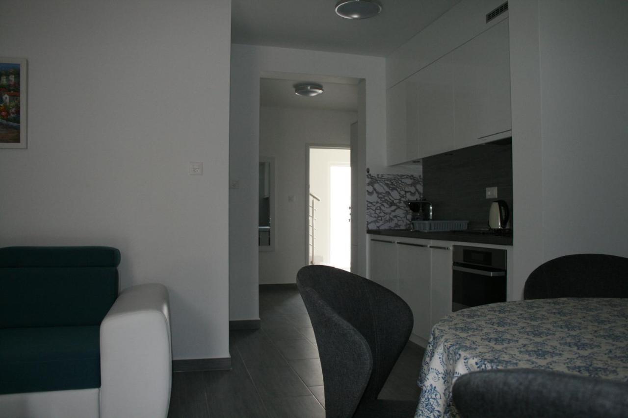 White Anchor Apartman Vodice Kültér fotó